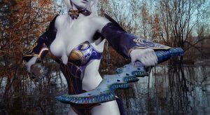 ダークエルフのエロいコスプレ